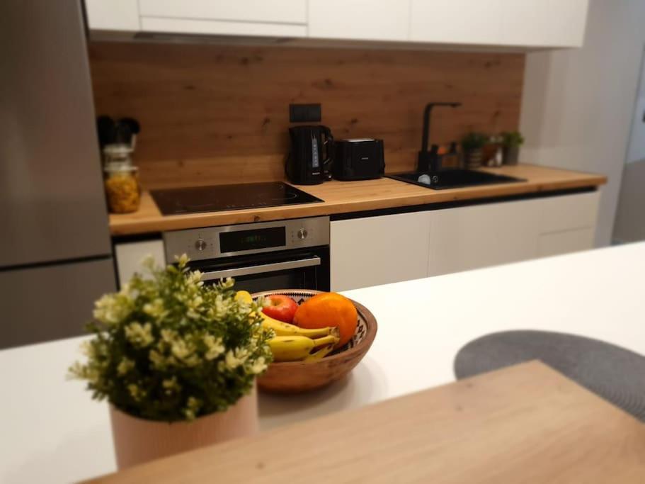 סלוניקי Pleasantstay City Appartement מראה חיצוני תמונה