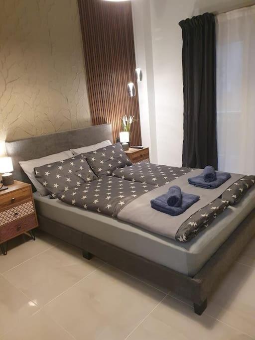 סלוניקי Pleasantstay City Appartement מראה חיצוני תמונה